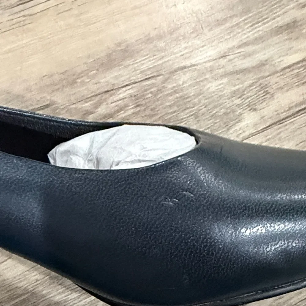 Soft Style Black Low Block Heel Pumps